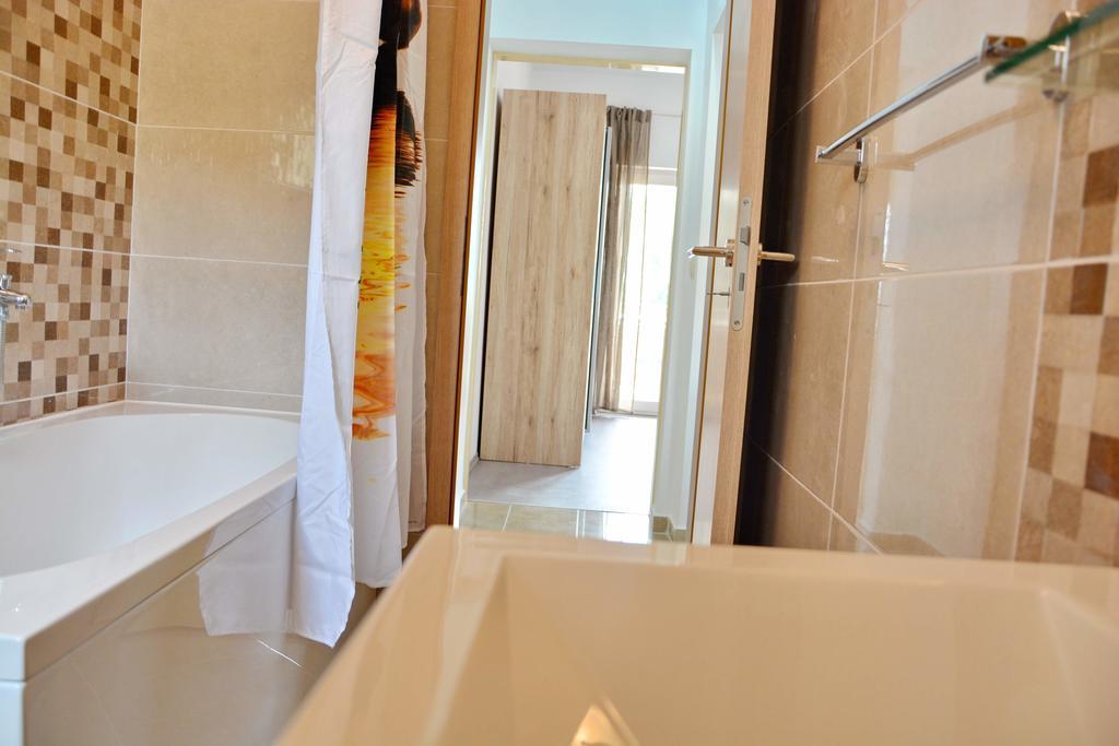 Apartments Clara نين المظهر الخارجي الصورة