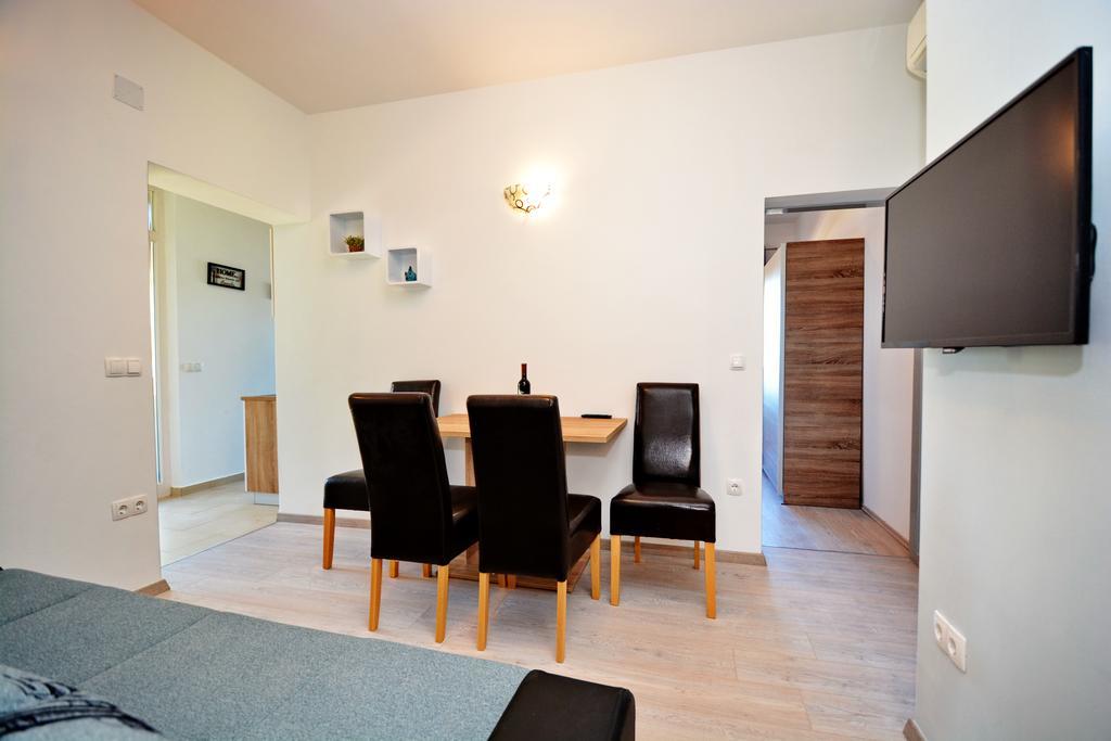Apartments Clara نين المظهر الخارجي الصورة