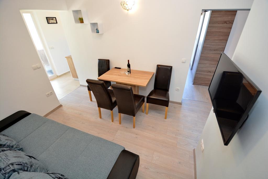 Apartments Clara نين المظهر الخارجي الصورة