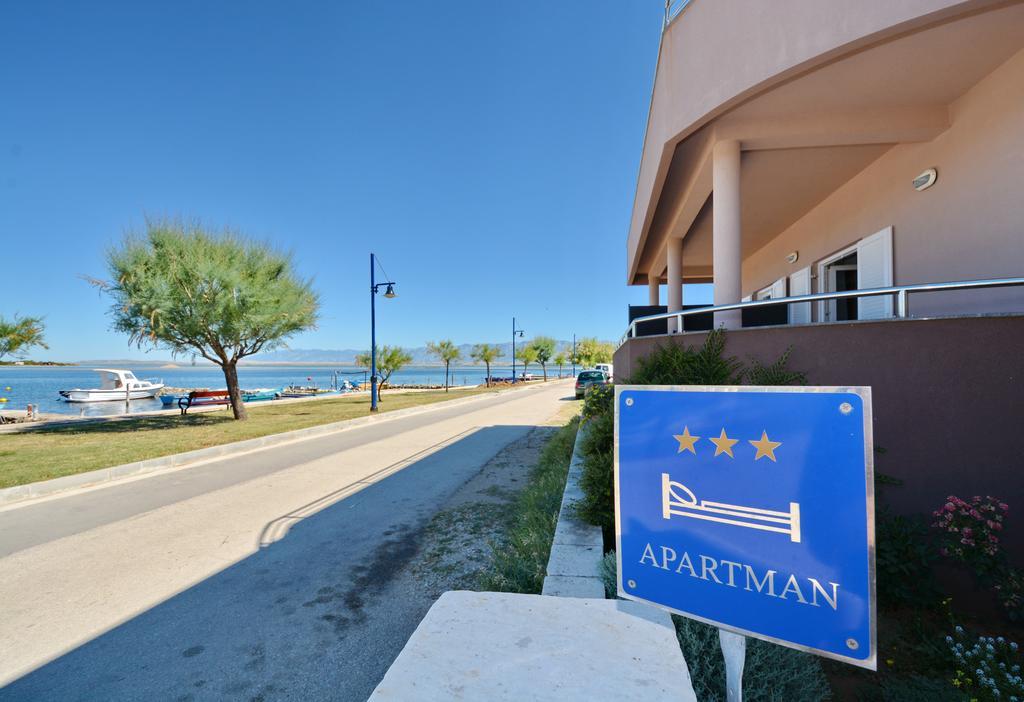 Apartments Clara نين المظهر الخارجي الصورة